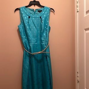 Front Cut Out Detail Dress